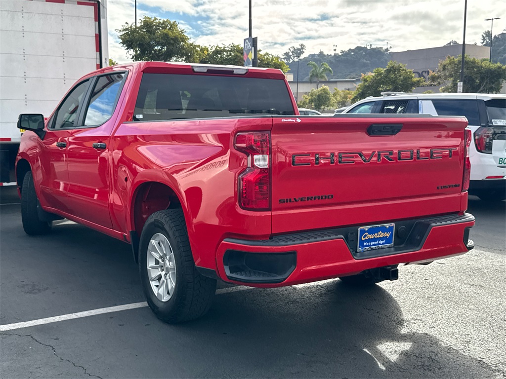 2024 Chevrolet Silverado 1500 Custom photo 4
