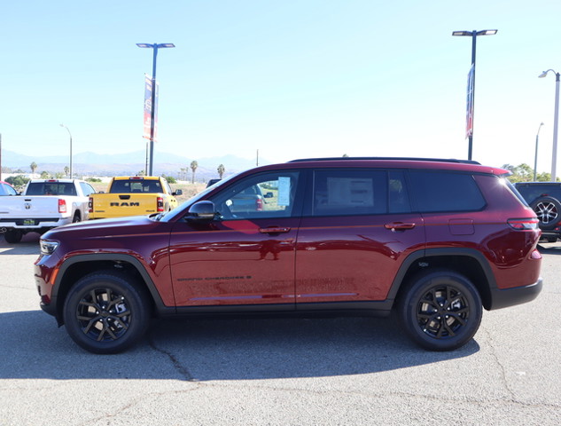 2024 Jeep Grand Cherokee Altitude photo 6