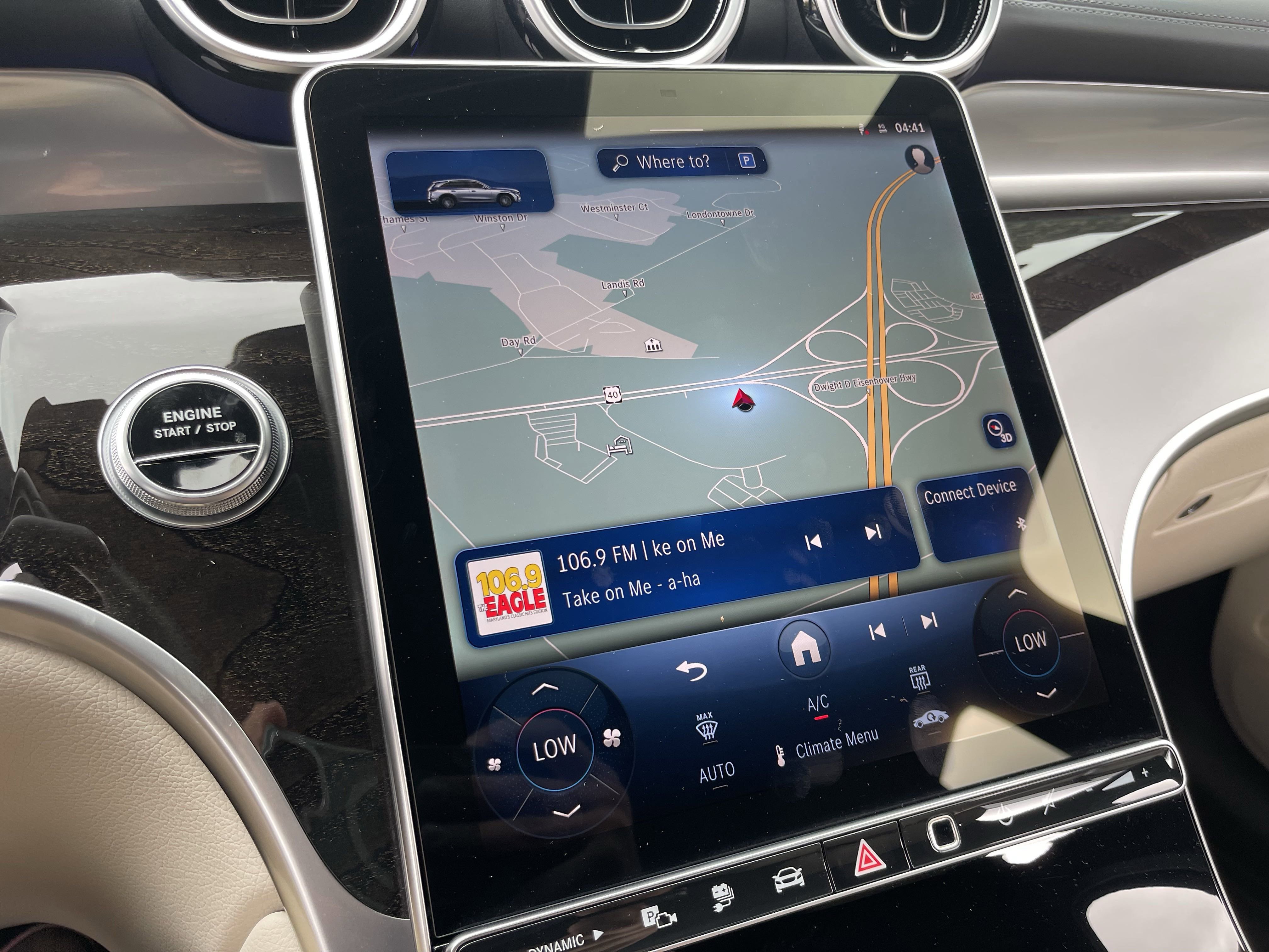 2025 Mercedes Benz GLC 350e 4MATIC photo 8