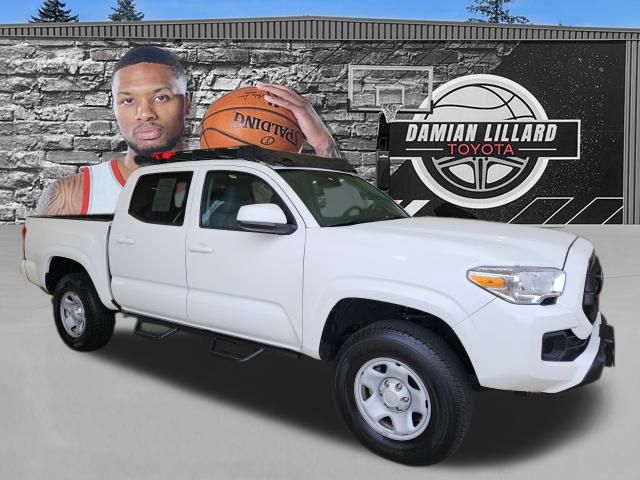 2023 Toyota Tacoma SR's photo