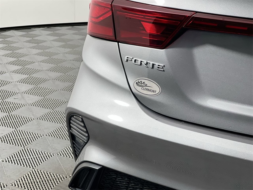 2023 Kia Forte LXS photo 5