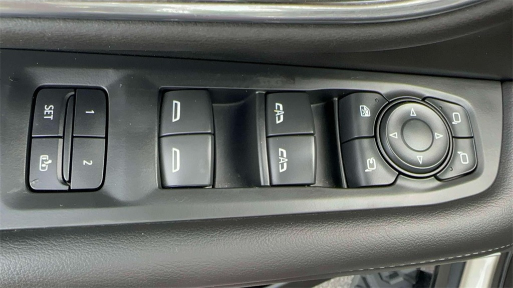 2021 Chevrolet Suburban Z71 photo 14
