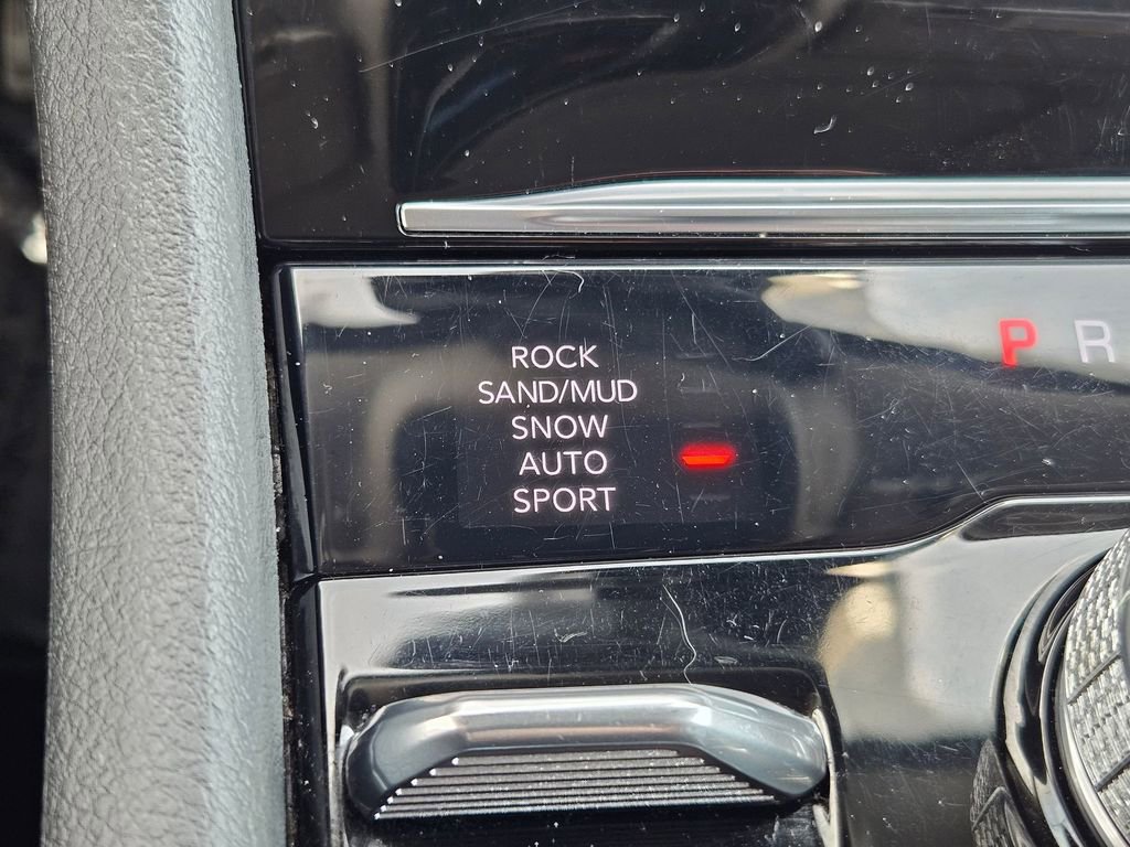 2023 Jeep Cherokee Base photo 23