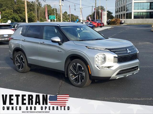 2023 Mitsubishi Outlander Plug-In Hybrid SE