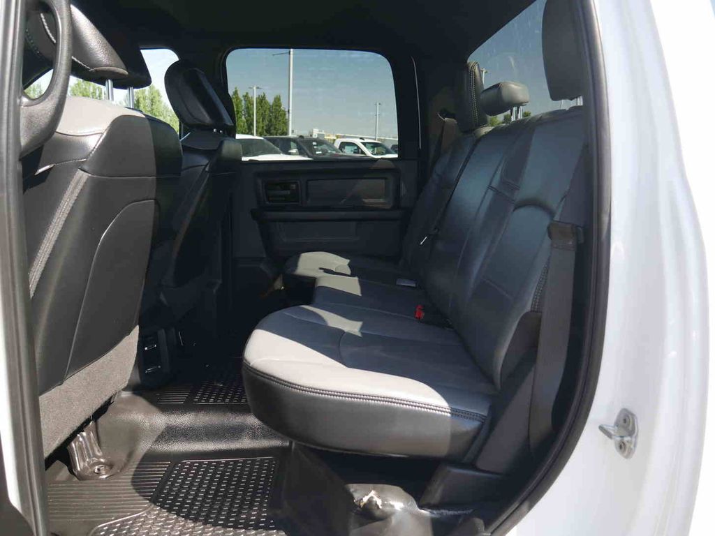 2024 Ram 3500 Tradesman photo 12
