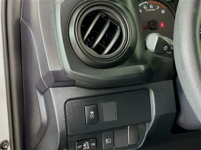 2021 Toyota Tacoma SR photo 11