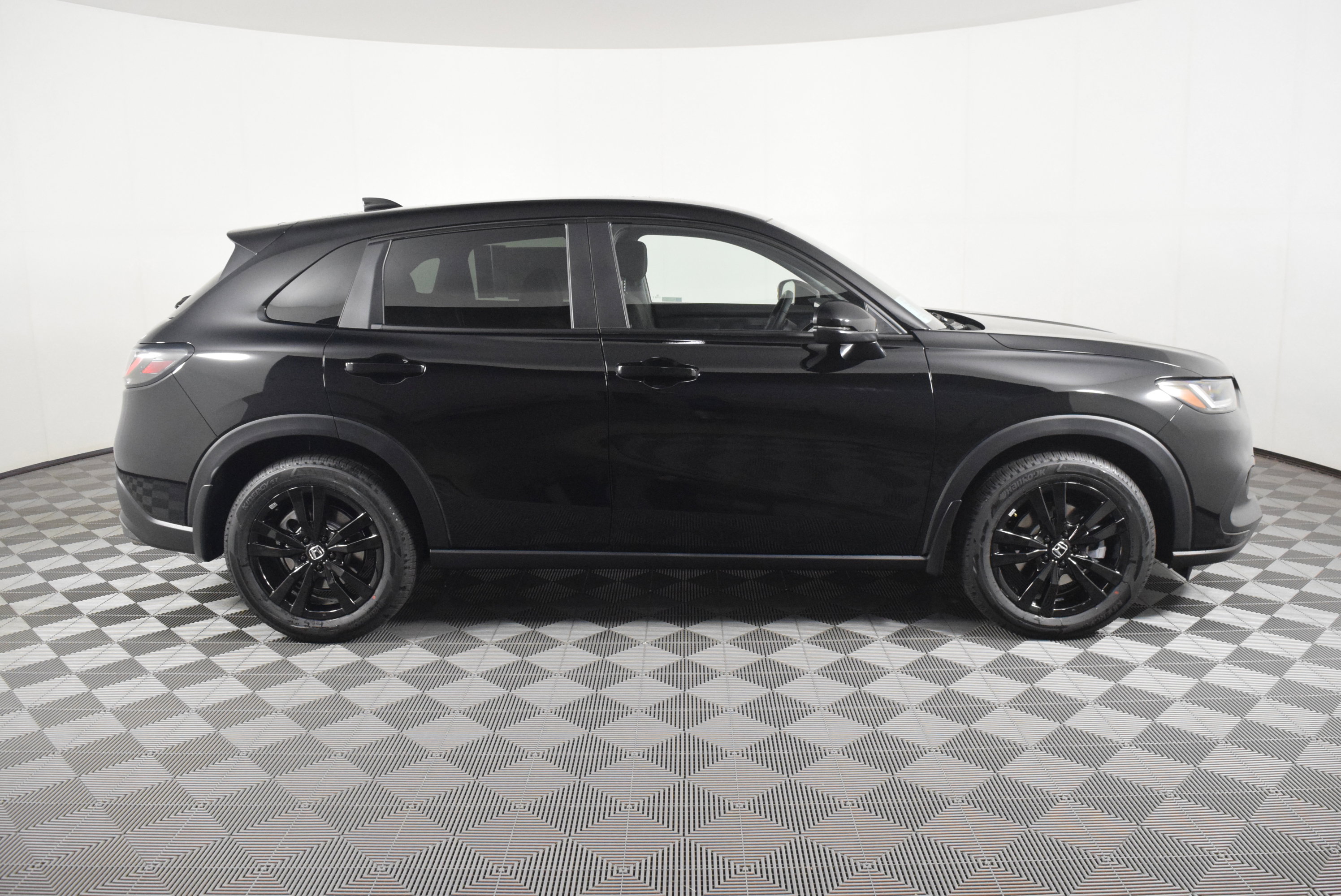 2026 Honda HR-V Sport photo 3