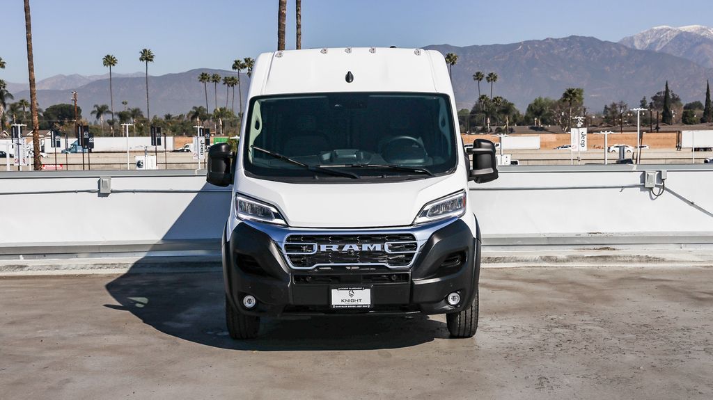 2025 Ram ProMaster 3500 Cargo Van photo 2
