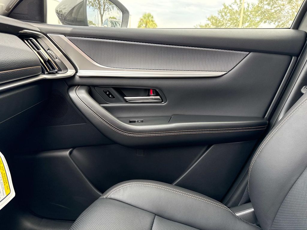 2025 Mazda CX-90 3.3 Turbo Preferred photo 51