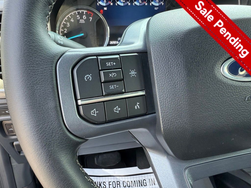 2023 Ford F-150 XLT photo 16