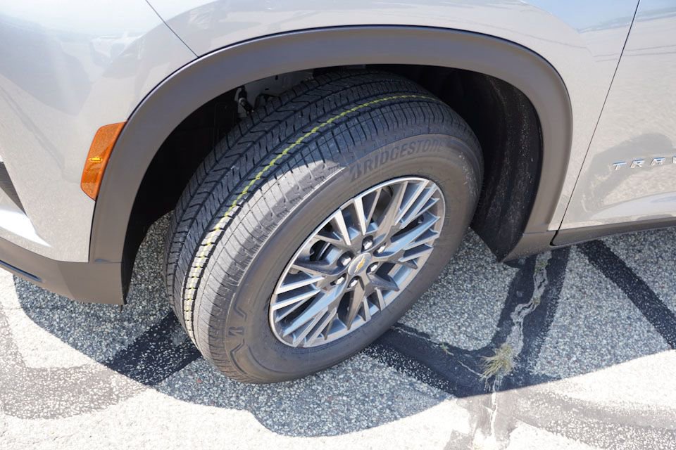 2026 Chevrolet Traverse photo 8