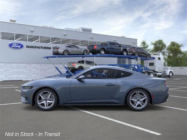 2025 Ford Mustang EcoBoost photo 3