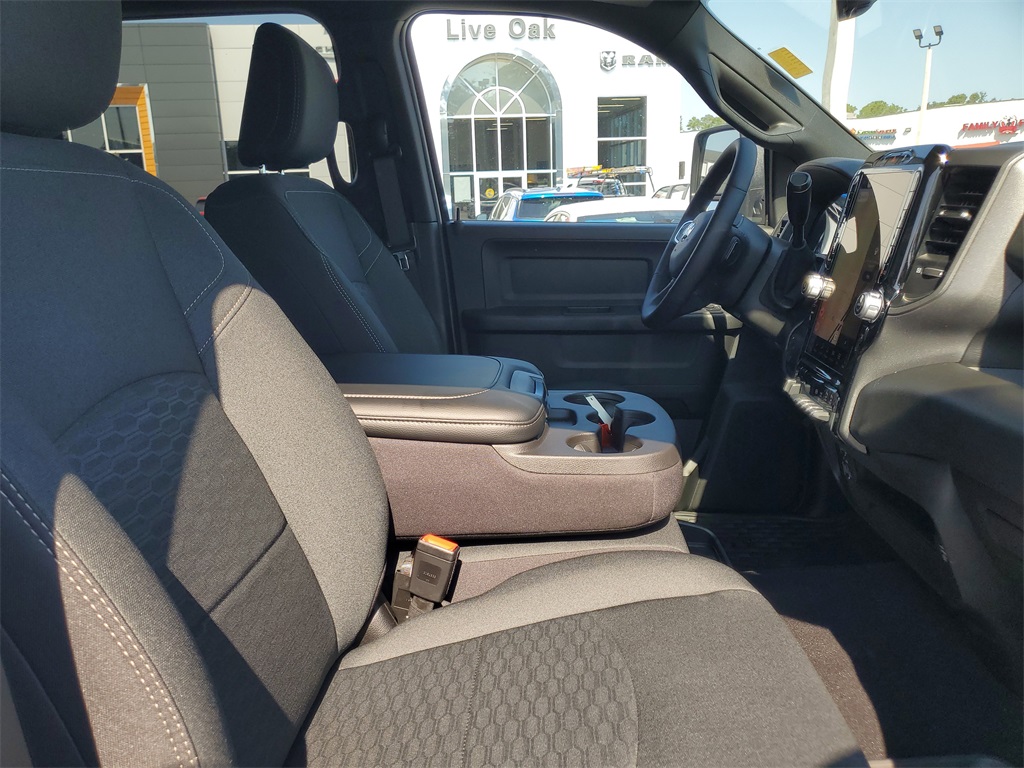 2026 Ram 2500 Tradesman photo 31