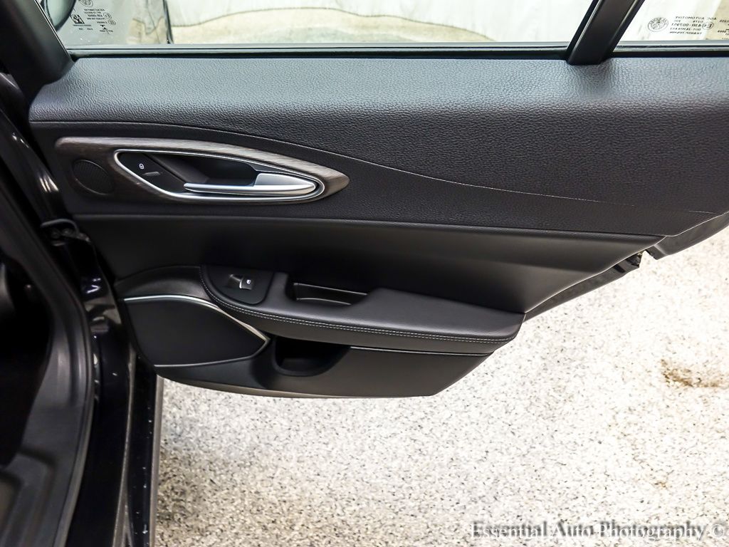 2022 ALFA ROMEO GIULIA (952) - Image 25