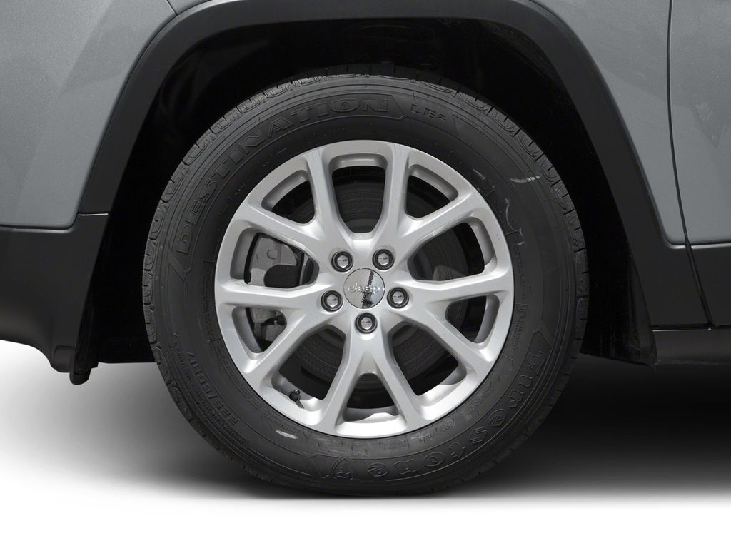 2016 Jeep Cherokee Sport photo 10