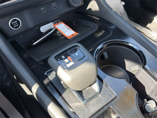 2023 Nissan Rogue SV photo 25