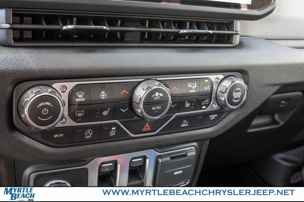 2025 Jeep Wrangler Sport S photo 18