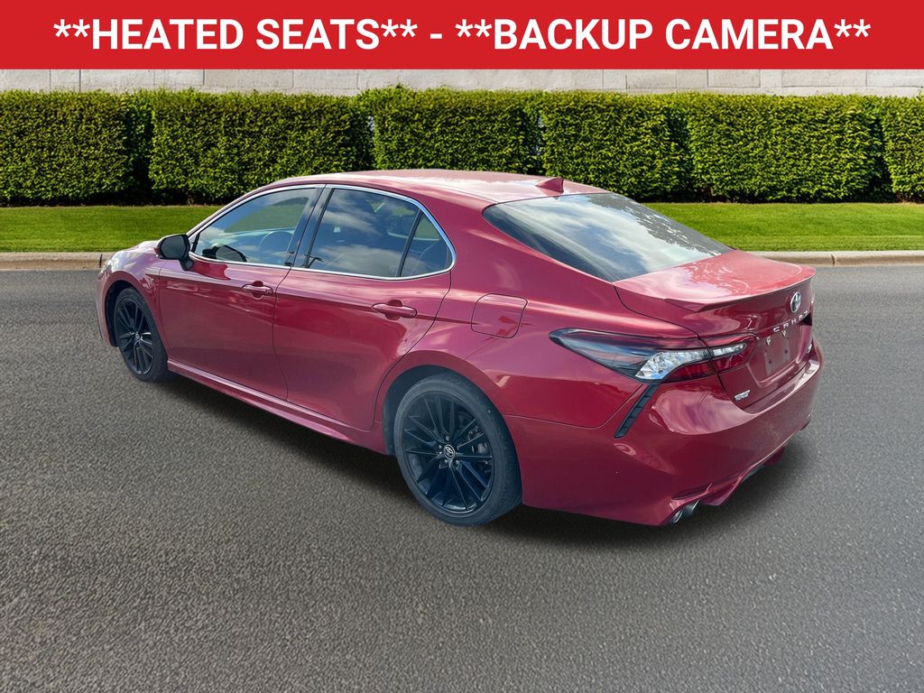 2021 Toyota Camry XSE photo 3