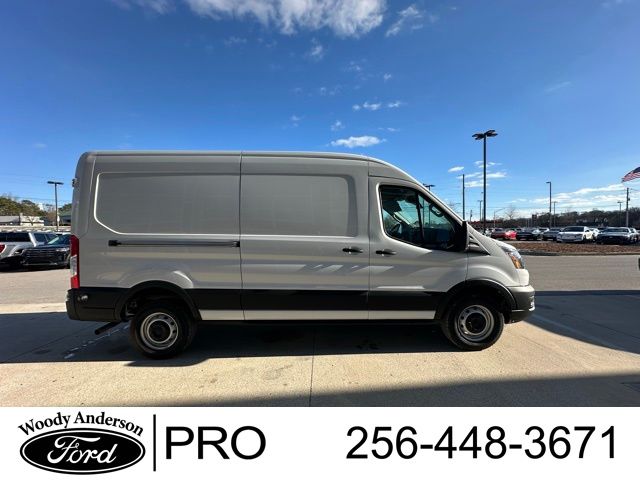 2025 Ford Transit photo 6