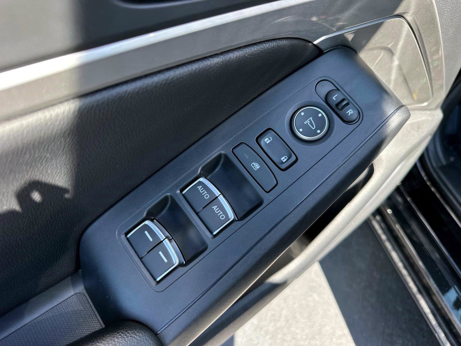 2023 Acura Integra Base photo 17