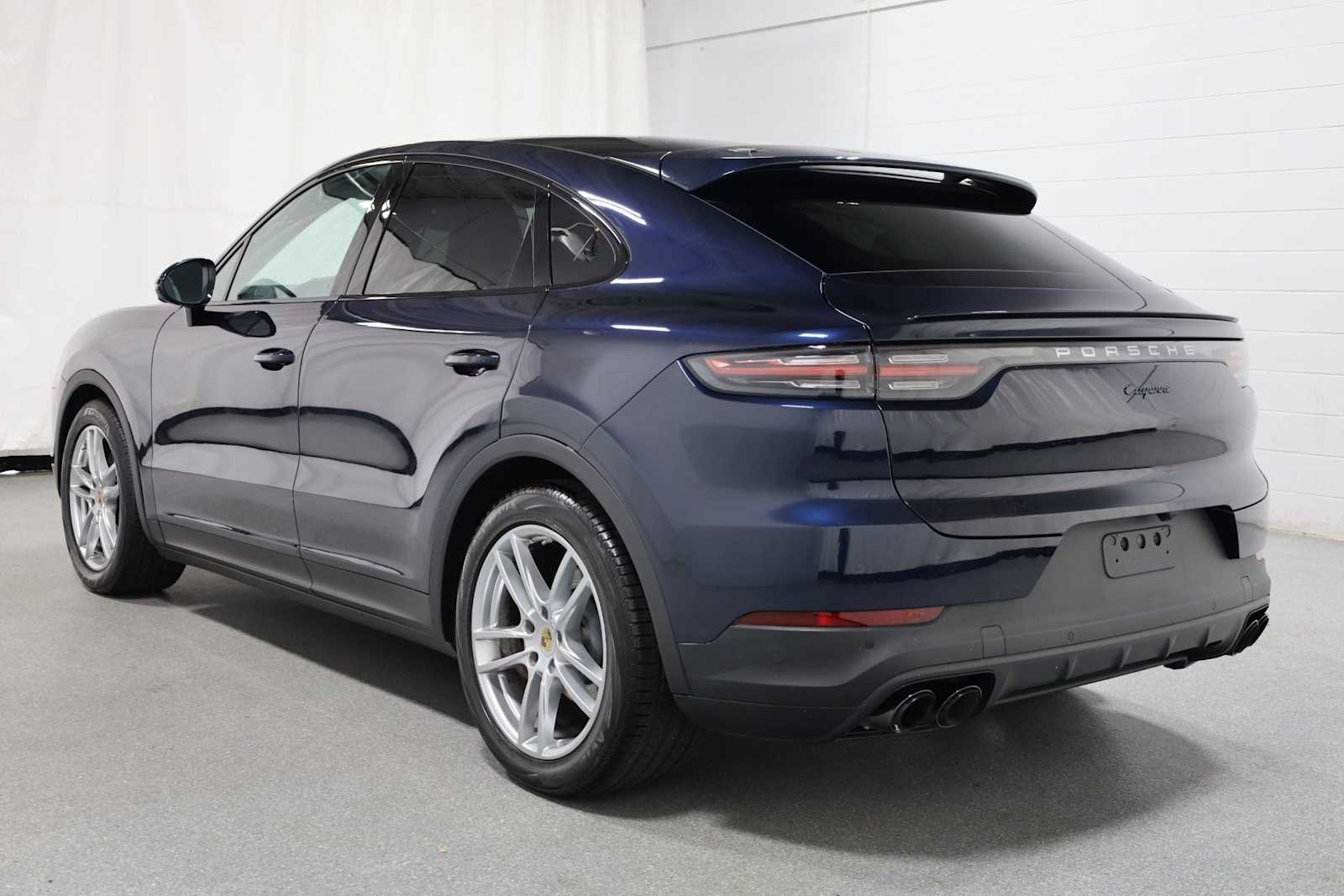 2023 Porsche Cayenne Coupe photo 5