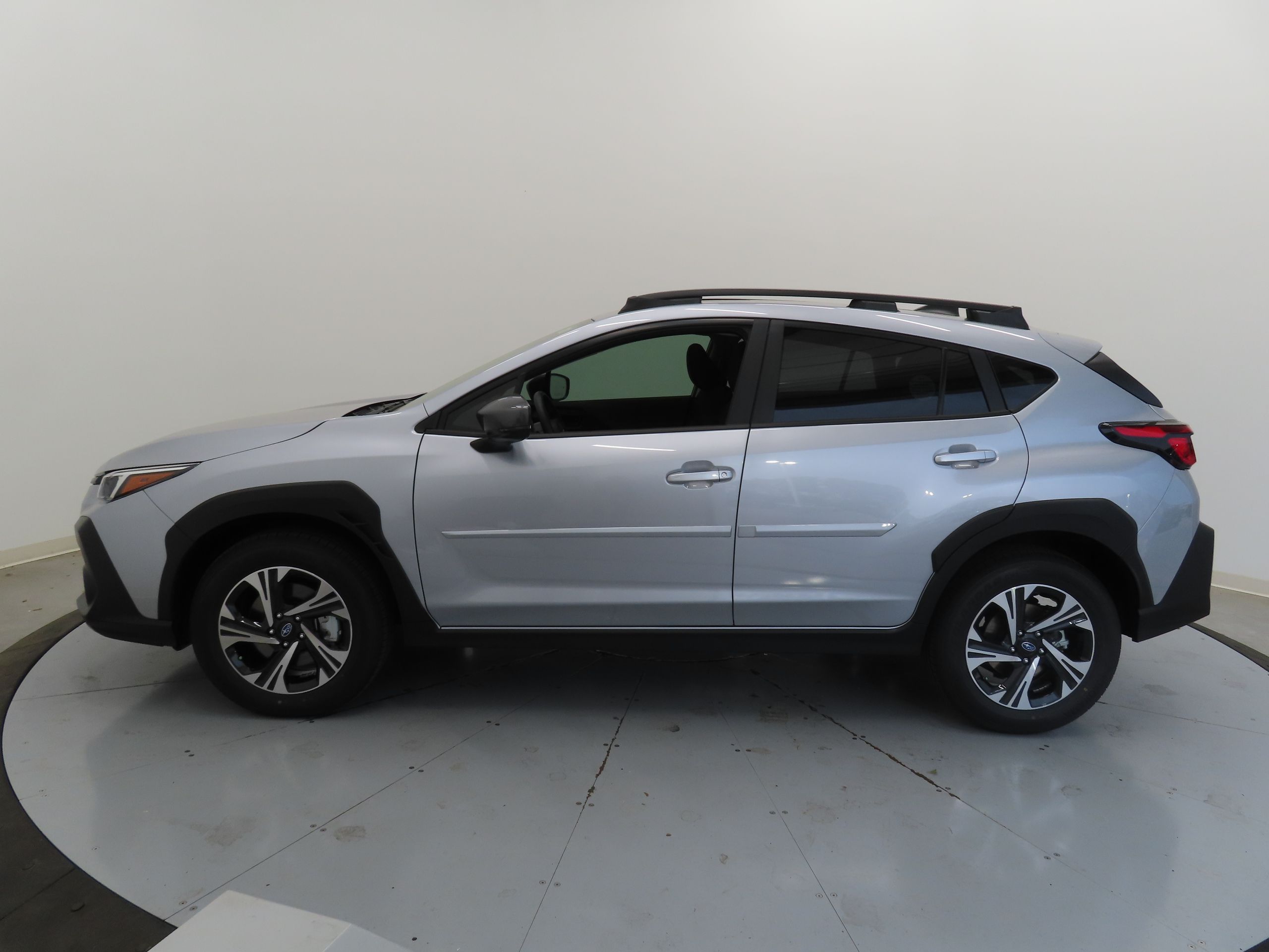 2025 Subaru Crosstrek Premium photo 6