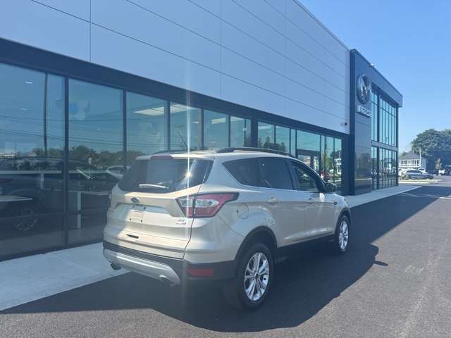 2018 Ford Escape SE photo 3