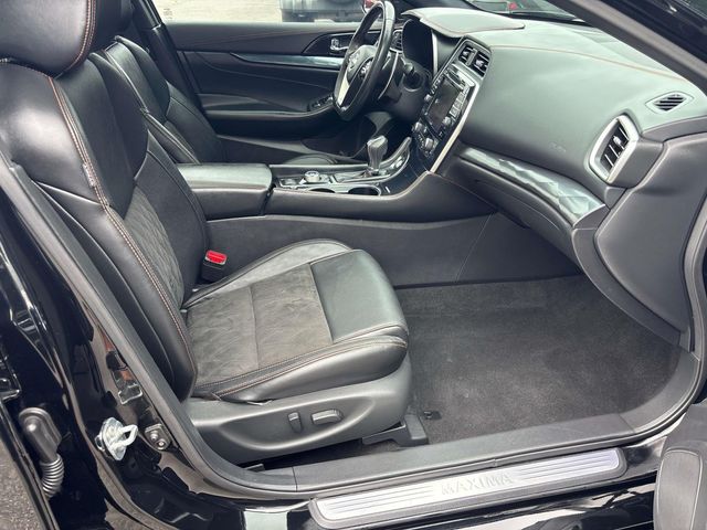 2023 Nissan Maxima SR photo 15