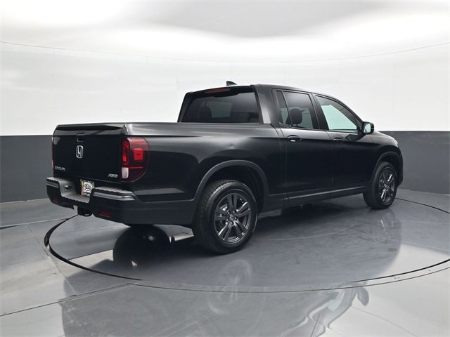 2017 Honda Ridgeline Sport photo 5