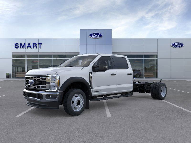 2026 Ford F-450 photo 2