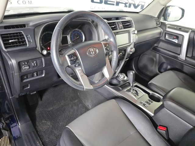 2016 Toyota 4Runner SR5 Premium photo 17