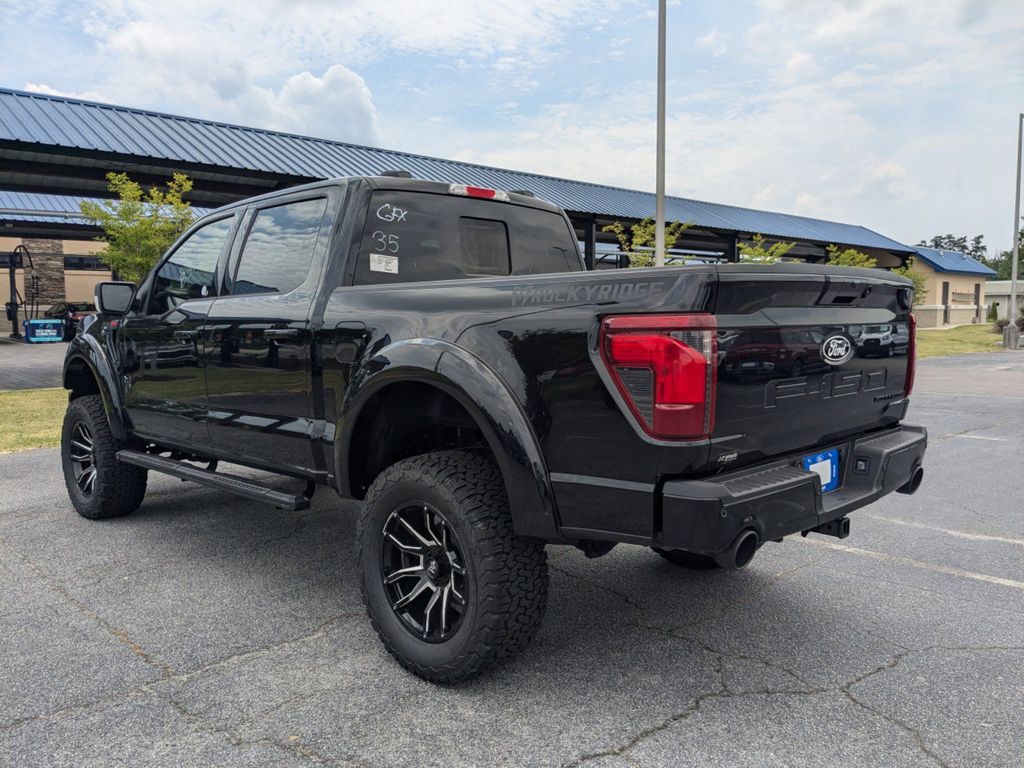 2025 Ford F-150 XLT photo 6
