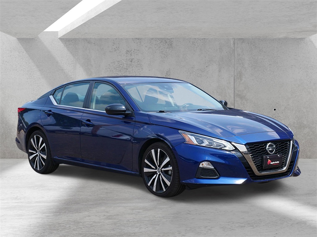 Used 2022 Nissan Altima SR with VIN 1N4BL4CV7NN332970 for sale in White Bear Lake, Minnesota