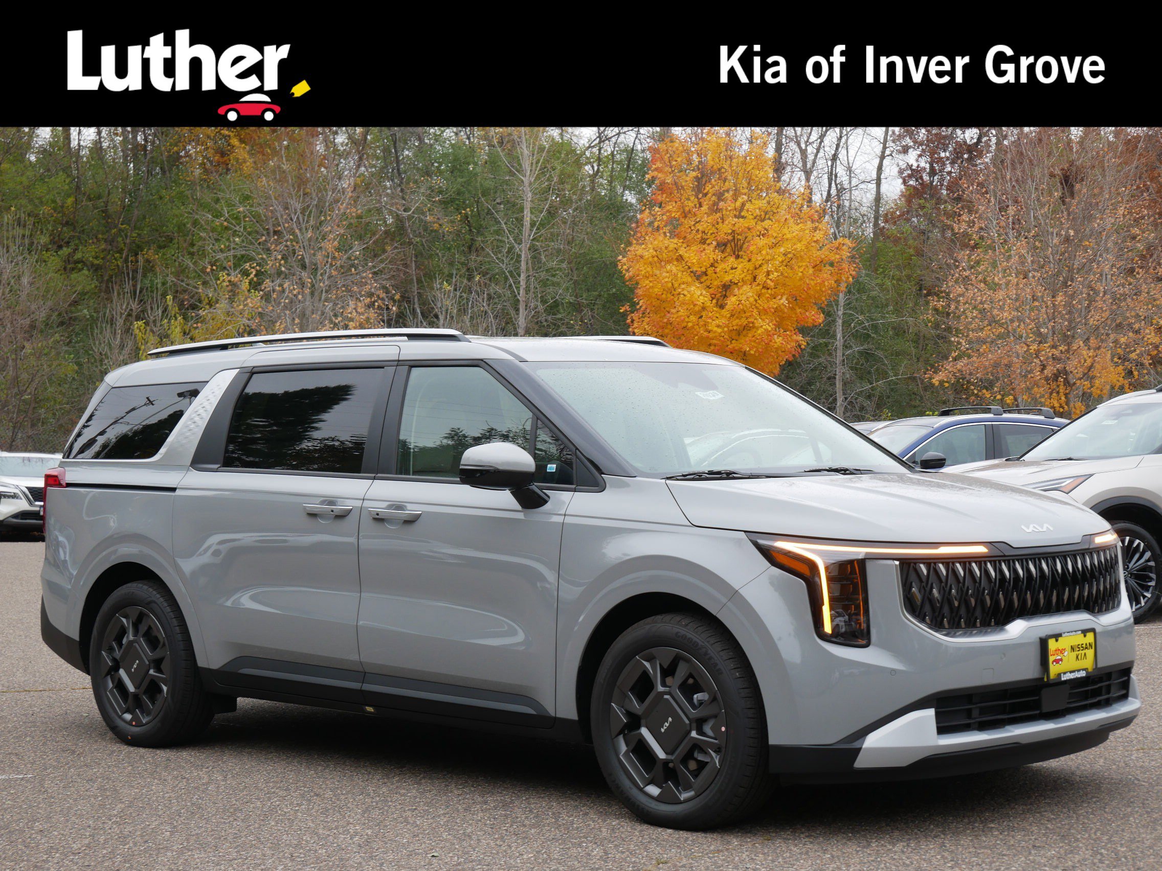 2026 Kia Carnival EX's photo