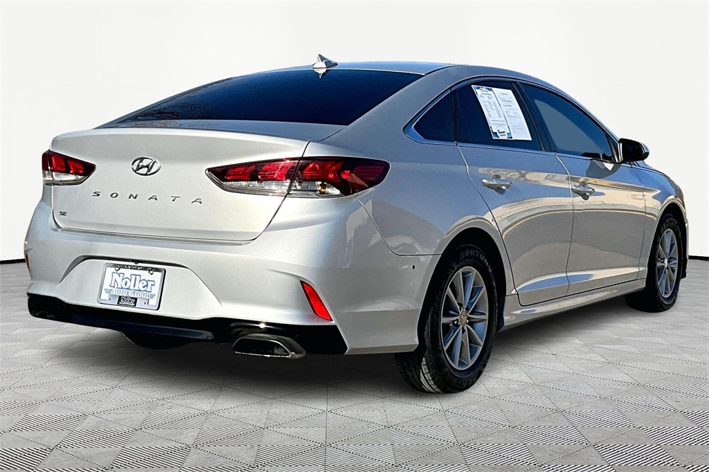 Used 2019 Hyundai Sonata SE with VIN 5NPE24AF9KH766521 for sale in Kansas City