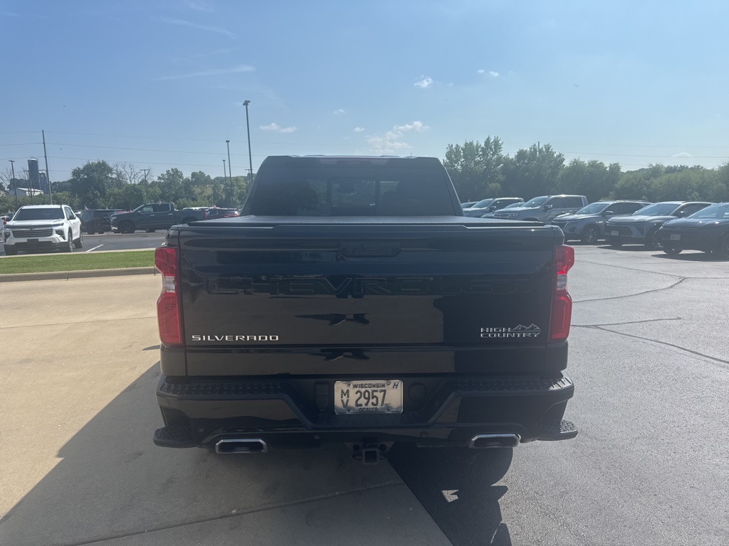 2024 Chevrolet Silverado 1500 High Country photo 6