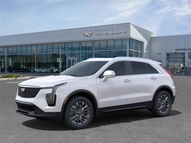 2025 Cadillac XT4 Premium Luxury photo 2