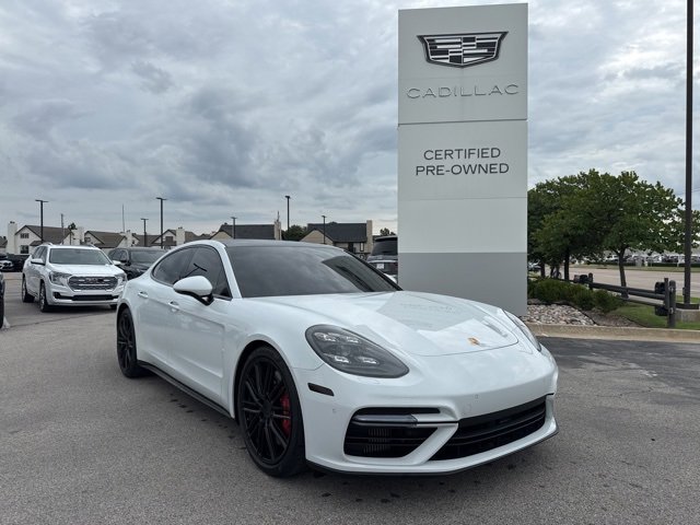 2018 Porsche Panamera Turbo photo 3