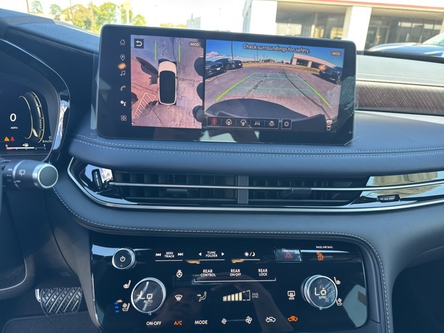 2026 Infiniti QX60 AWD photo 10