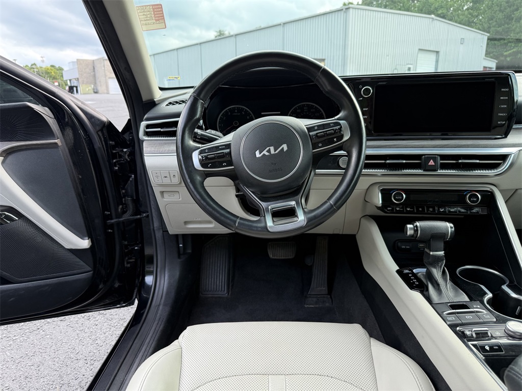 2022 Kia K5 EX photo 14