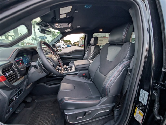 2025 Ford F-150 Raptor photo 4