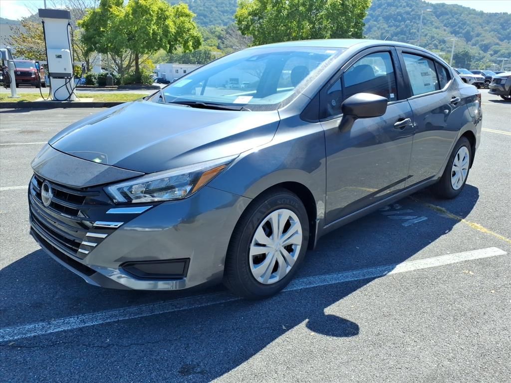 2025 Nissan Versa S photo 7