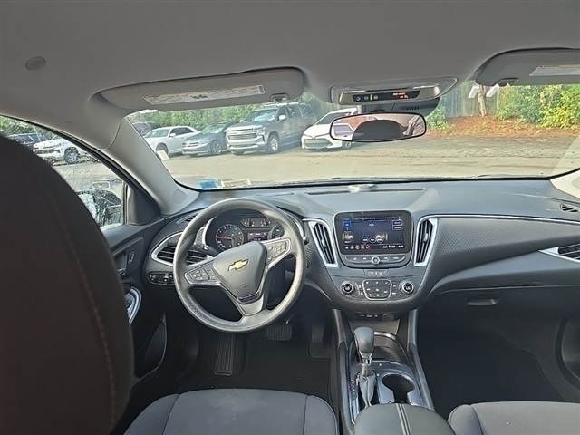 2023 Chevrolet Malibu 1LT photo 17