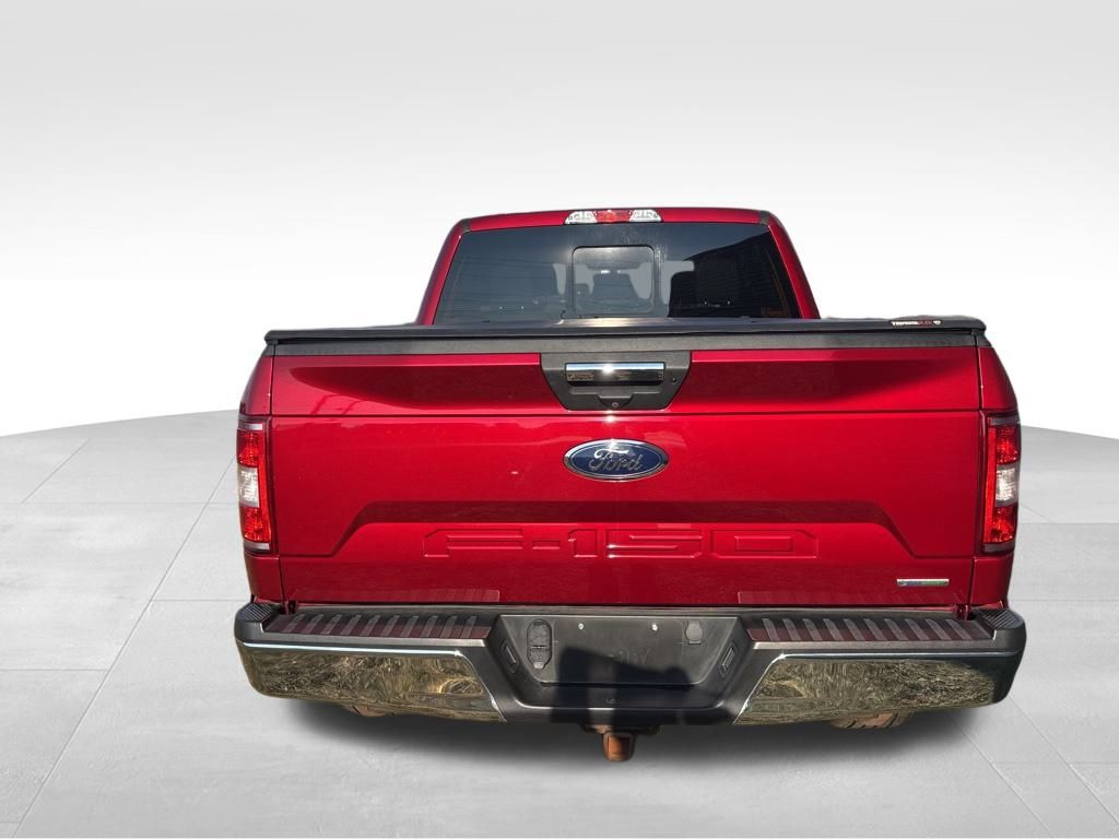 2019 Ford F-150 XLT photo 4