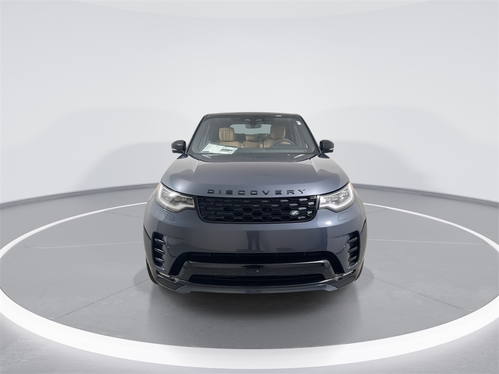 2025 Land Rover Discovery SE photo 3