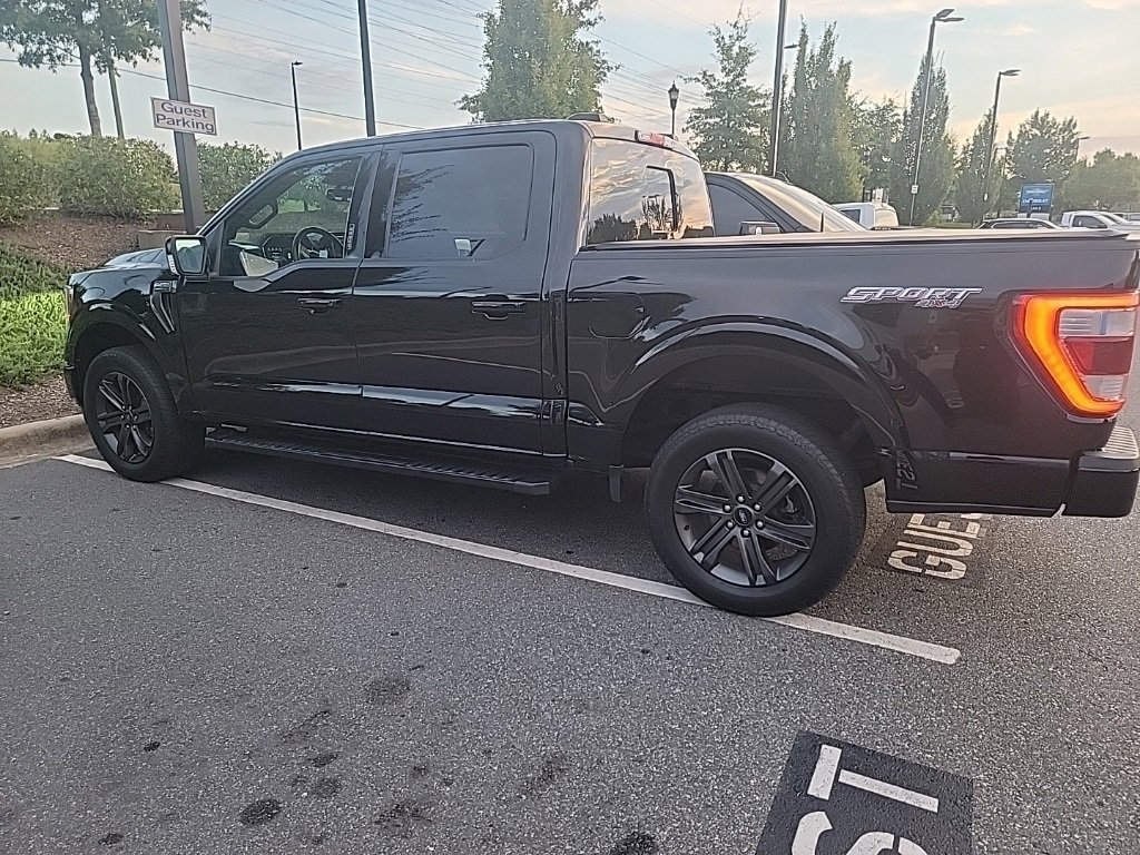 2023 Ford F-150 Lariat photo 8
