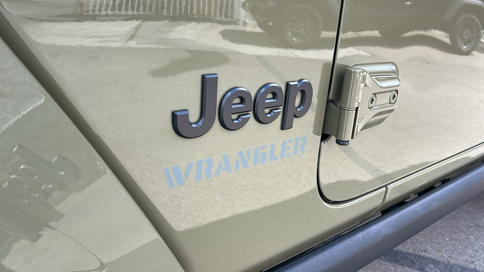 2025 Jeep Wrangler 4xe Willys photo 12