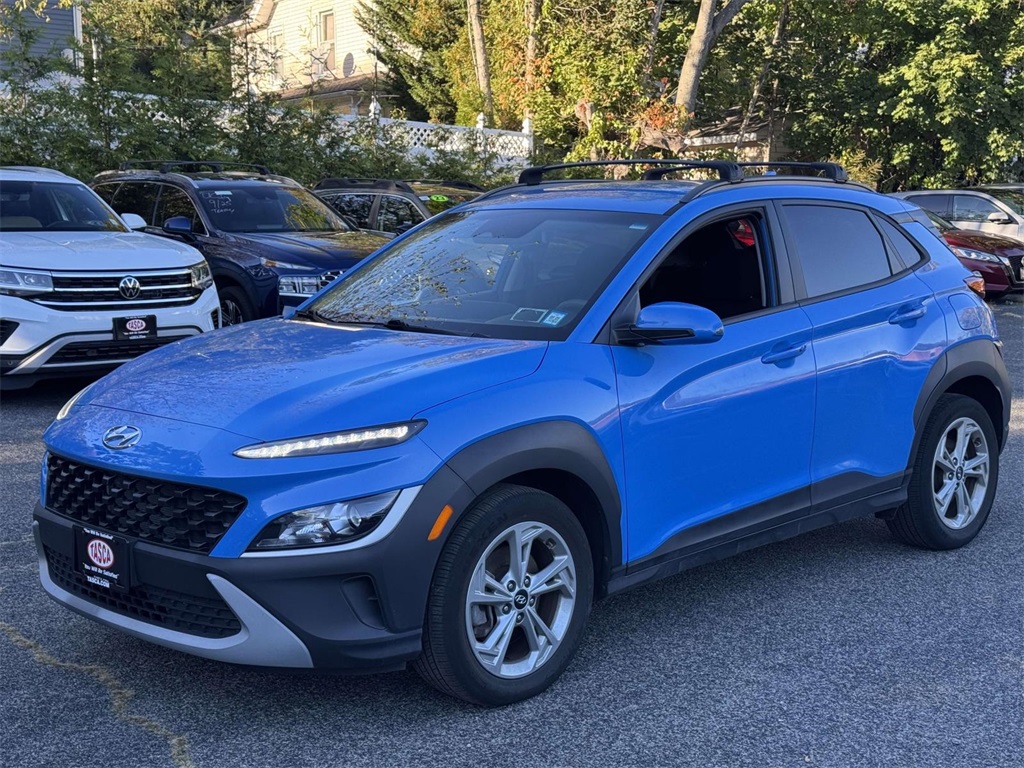 2023 Hyundai Kona SEL photo 3