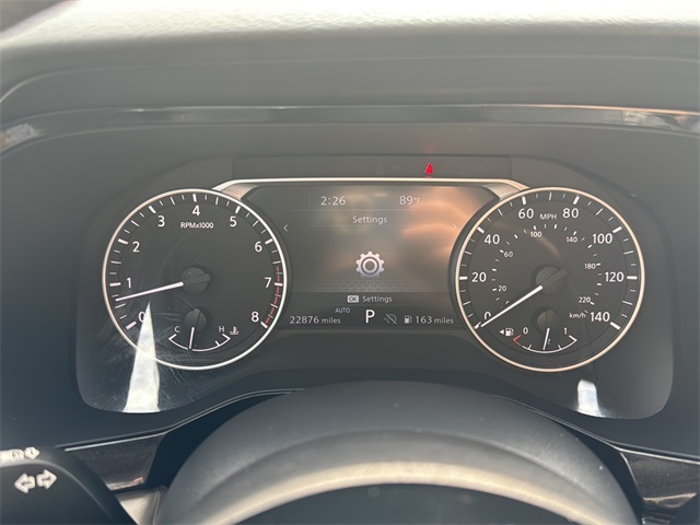 2024 Nissan Pathfinder SL photo 12