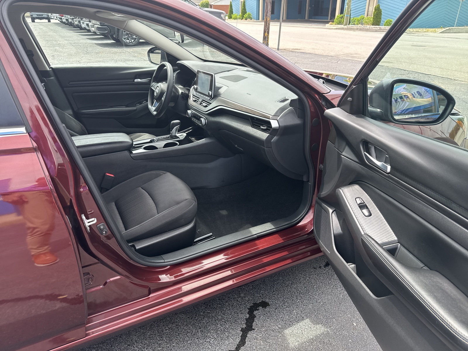 2024 Nissan Altima 2.5 SV photo 19